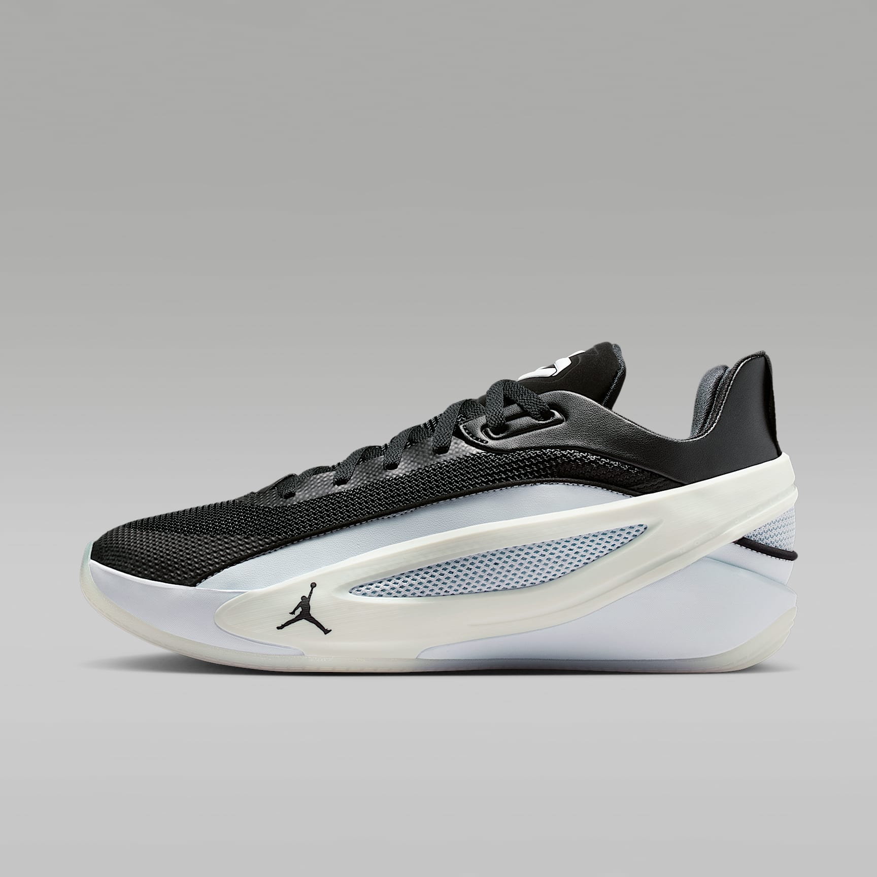 Luka 5 Basketball Shoes. Nike CA
